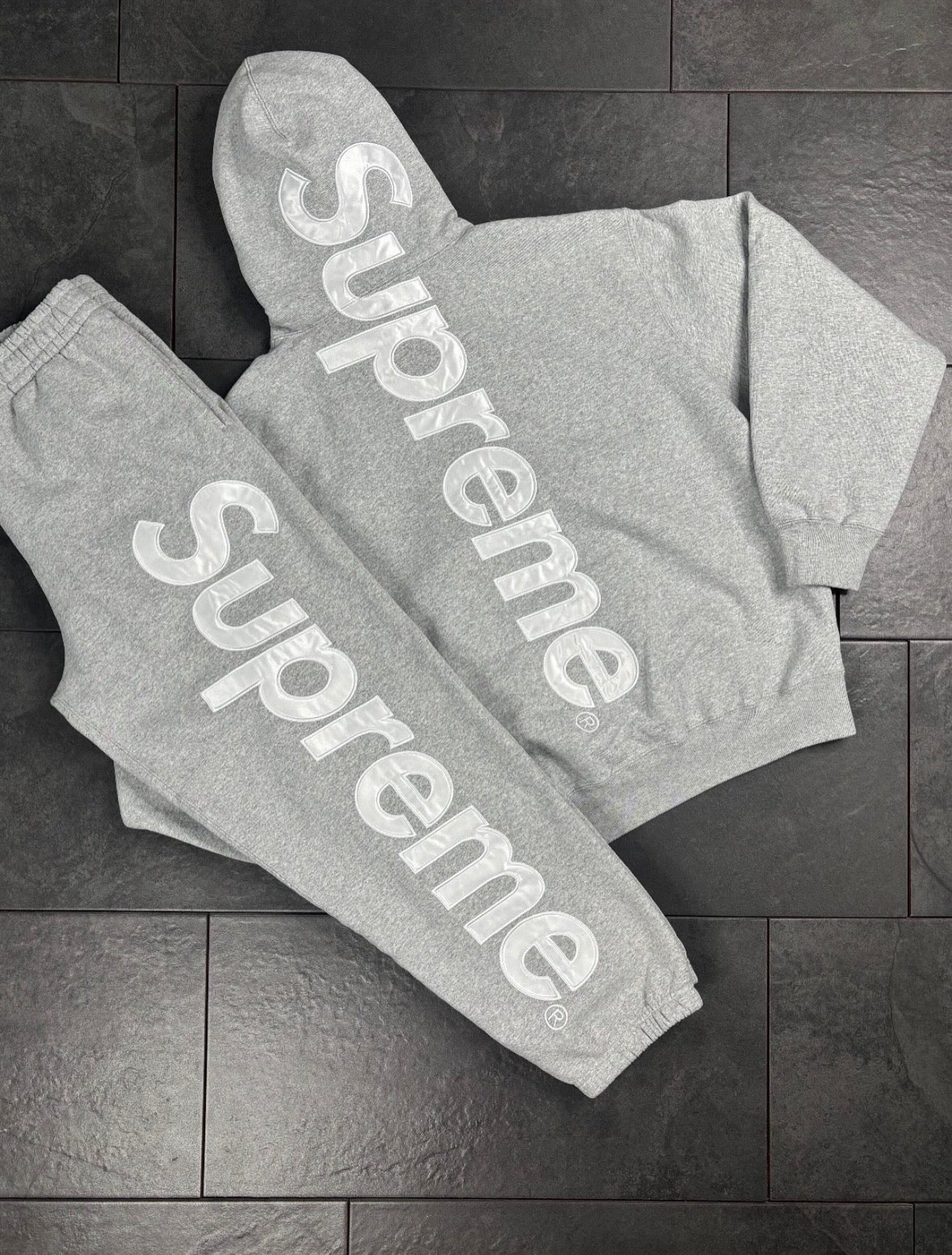 Supreme Sets